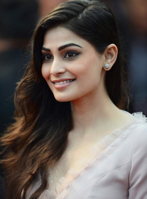 Puja Gupta HD wallpapers 