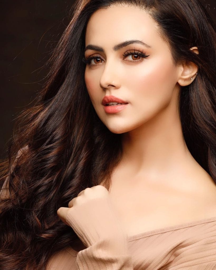 sana khan