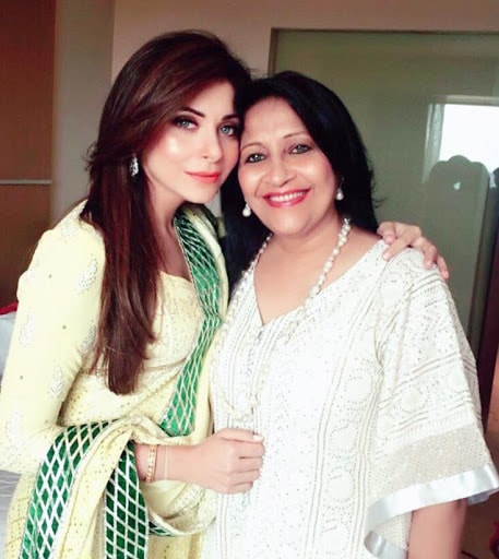 Kanika Kapoor Mother