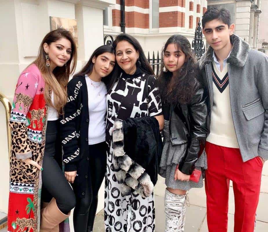 Kanika Kapoor Son and Daughter