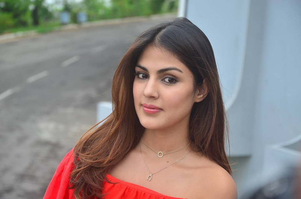Rhea Chakraborty Actress