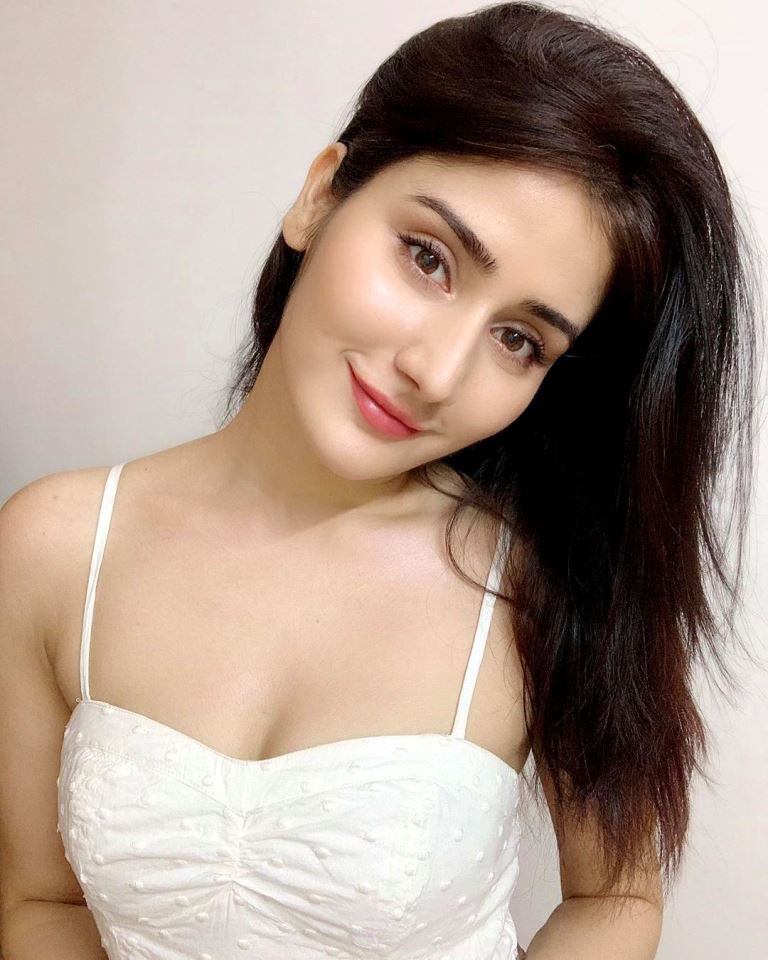 Monica Sharma Model