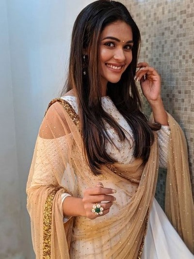 charvi saraf Wiki