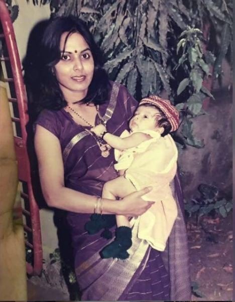 Nikki Tamboli Mother