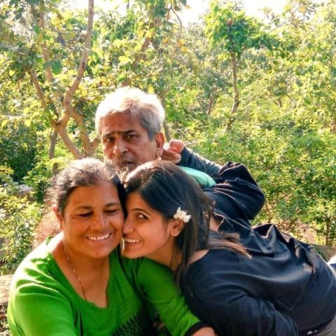 Rubika Liyaquat With Her Mother and Father