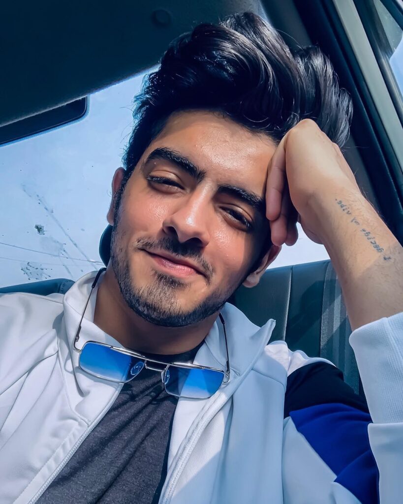 Sanket Mehta Biography