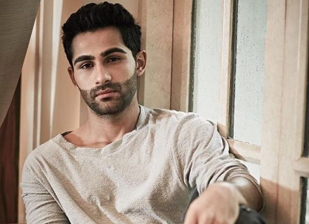 aadar jain wiki